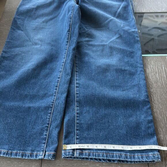 Levi’s Mile High Rise Cropped Wide Leg Med Wash Denim Jeans Button Fly Size 31 - Picture 10 of 12